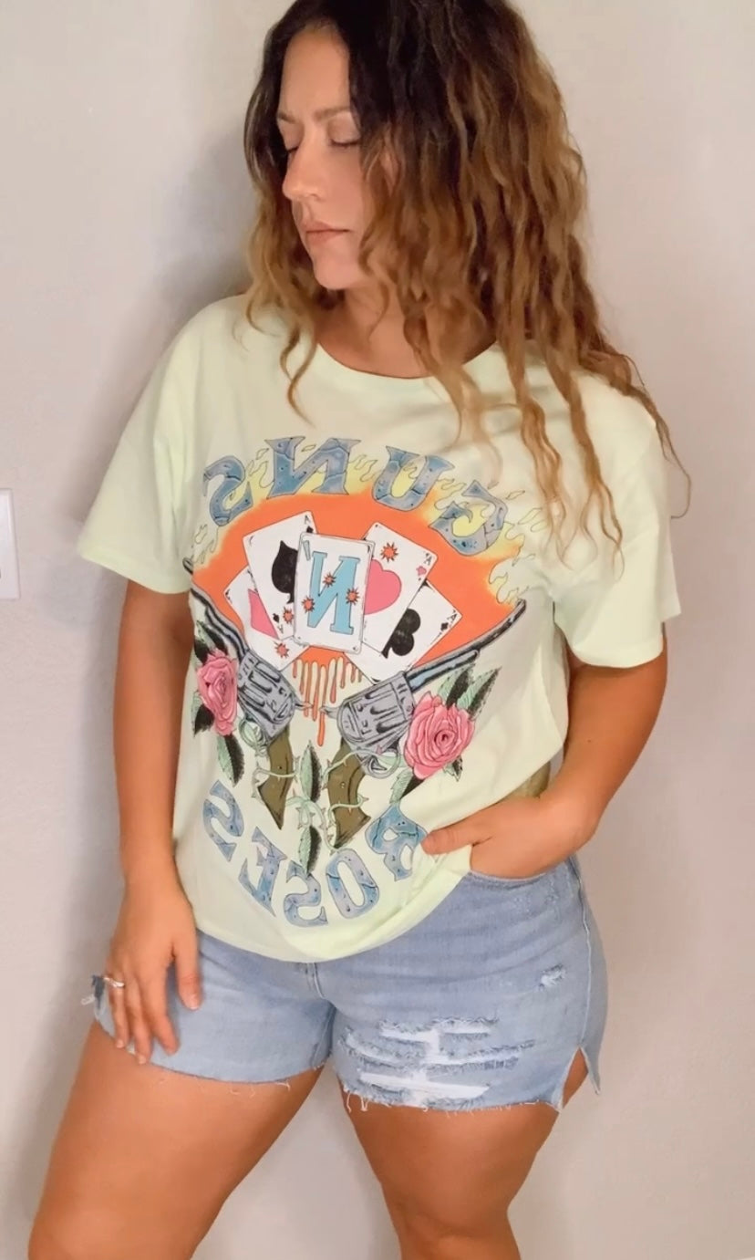 GRAPHIC TEES