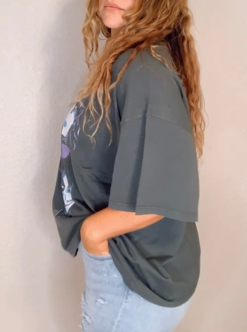 Kiss Oversized Graphic Tee